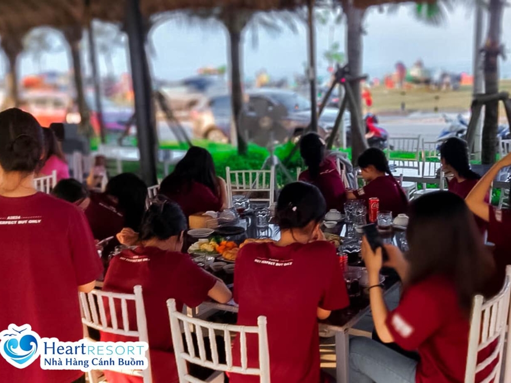 Địa chỉ Nhà Hàng Cánh Buồm ở đâu?